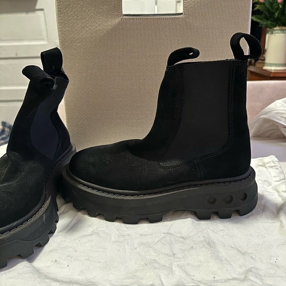 Simon Miller Suede Chelsea Boots - Picture 2 of 4